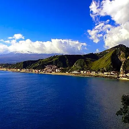 Hippocampus Giardini Naxos