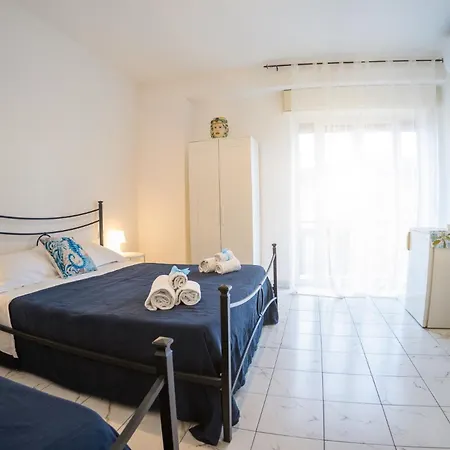 Hippocampus 3* Giardini Naxos